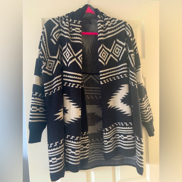 BCBG super cozy sweater - Picture 2 of 5